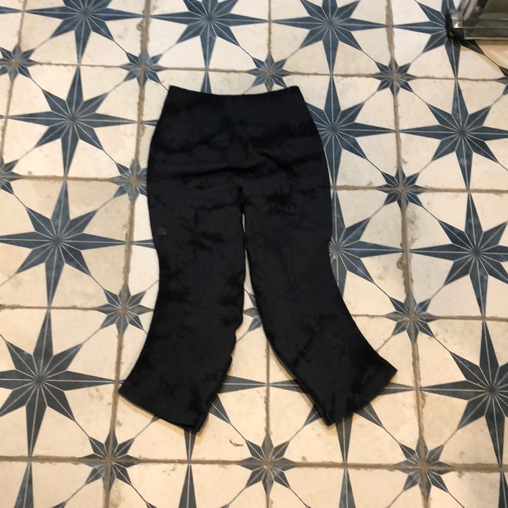 Lululemon Flow and Go Crop